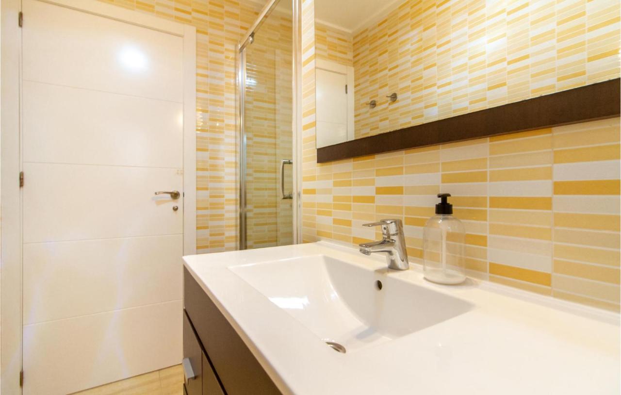 Nice Apartment In Santa Pola With House Sea View Zewnętrze zdjęcie